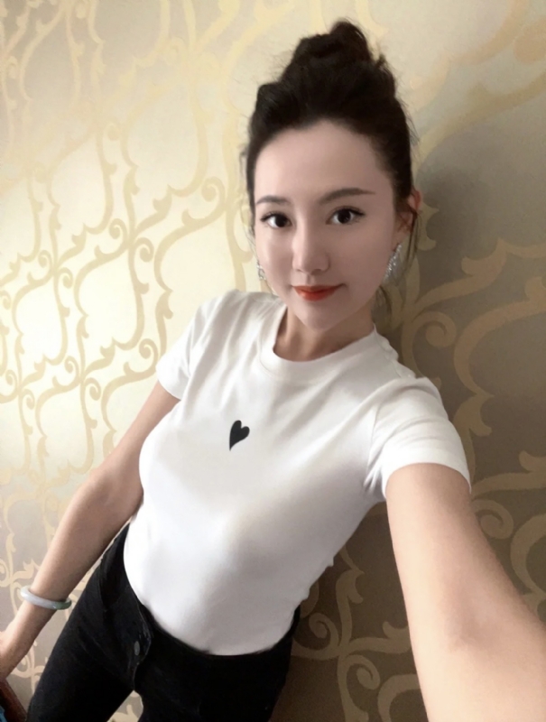 雨熙的第一张照片--福清相亲服务中心