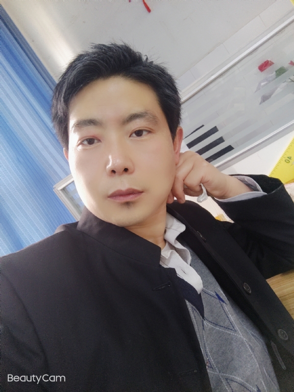 铜豌豆的第一张照片--福清相亲服务中心