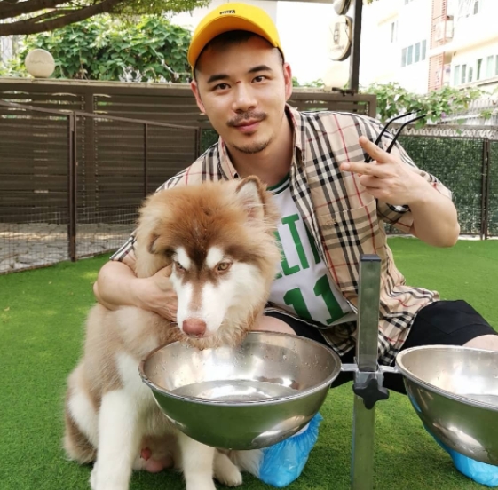 坚持的第一张照片--福清相亲服务中心