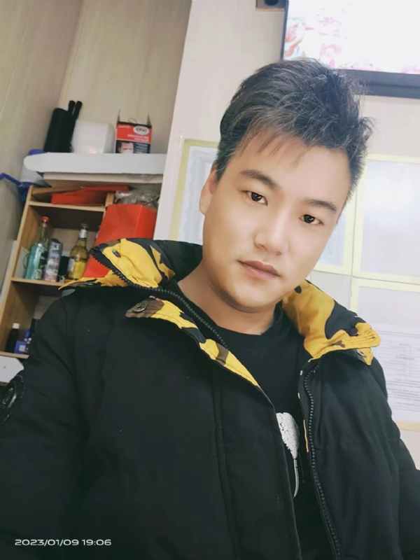 孤酒枕愁眼眠的第一张照片--福清相亲服务中心