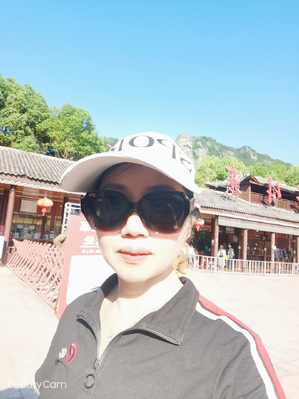 山百合的第一张照片--福清相亲服务中心