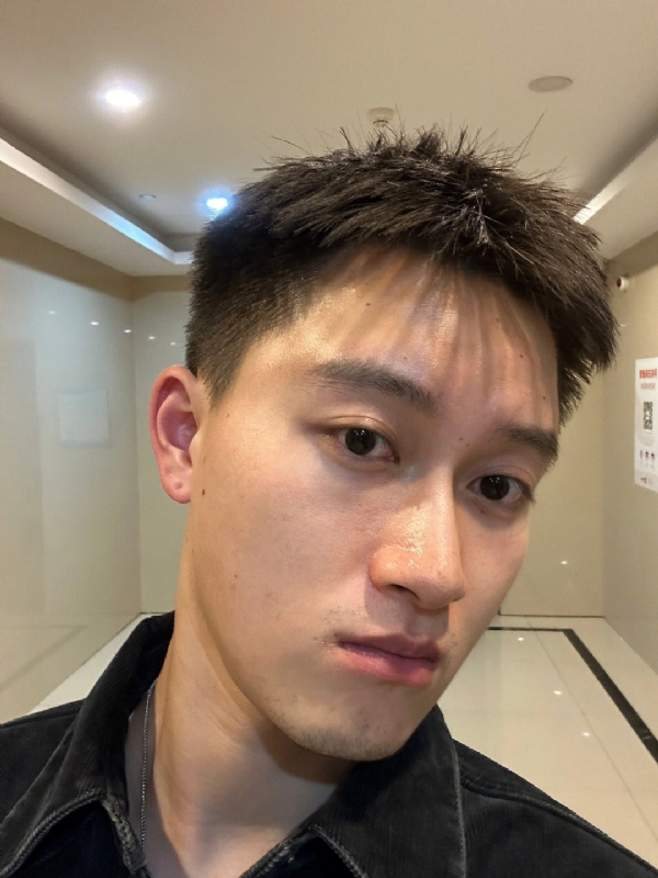 月光之下的第一张照片--福清相亲服务中心