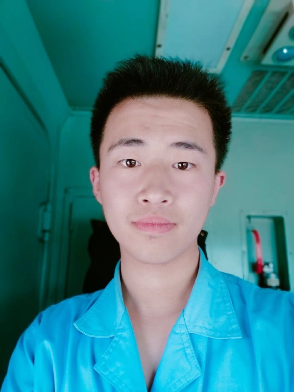 生而为人的第四张照片--福清相亲服务中心