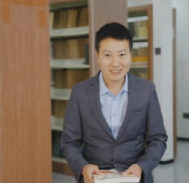 罗梓焜的第二张照片--福清相亲服务中心