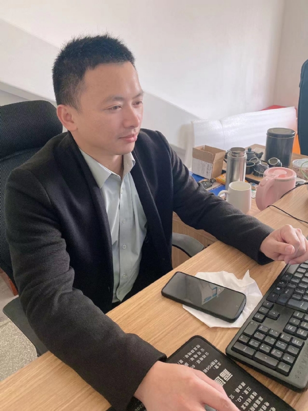 落叶知秋的第一张照片--福清相亲服务中心