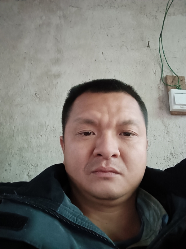 兰成龙的第二张照片--福清相亲服务中心