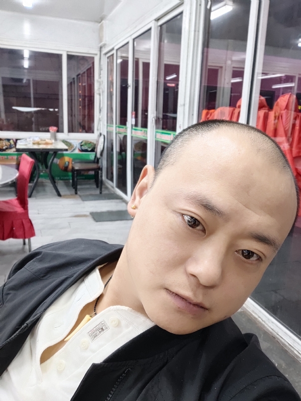 大连相亲的第一张照片--福清相亲服务中心