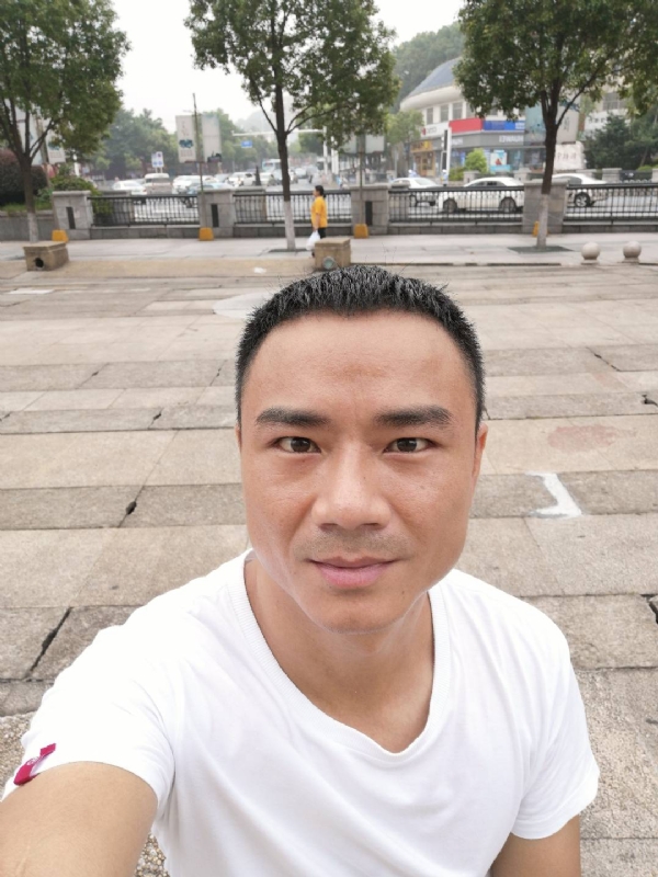 水木年华的第三张照片--福清相亲服务中心