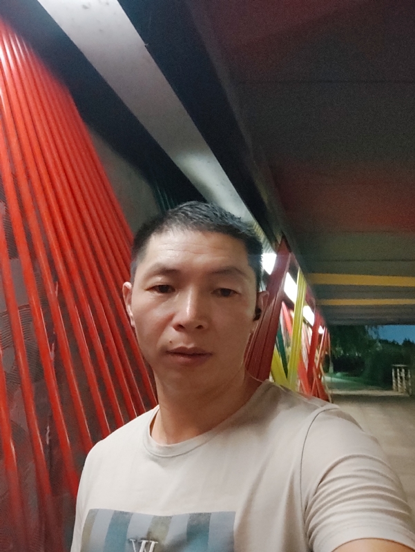 夜猫的第一张照片--福清相亲服务中心