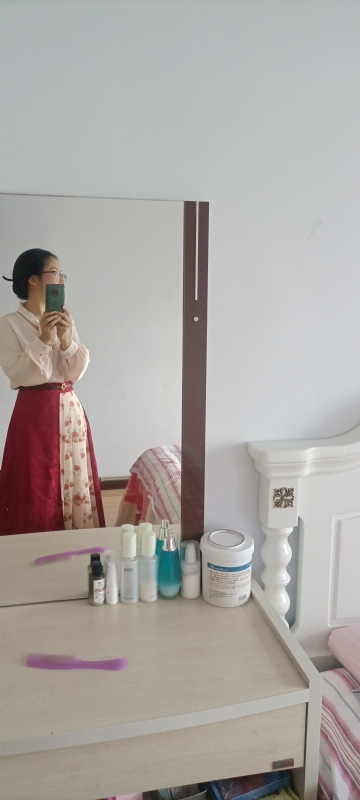 伊落梅雪笺的第一张照片--福清相亲服务中心