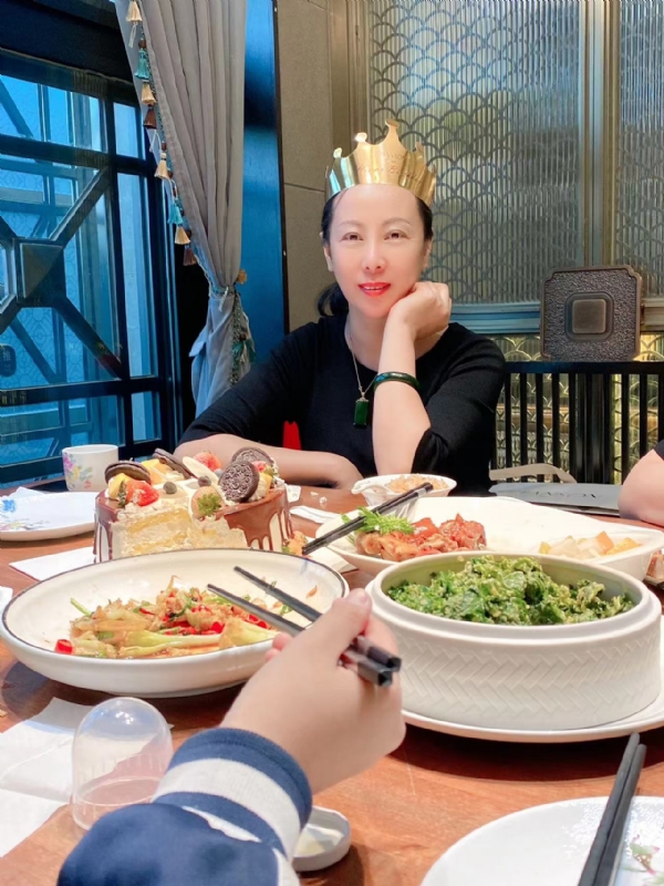 红红的第二张照片--福清相亲服务中心