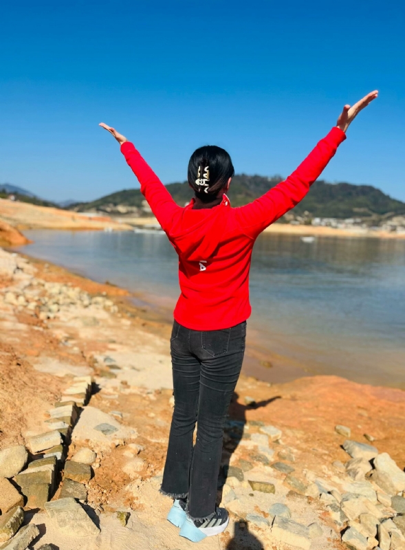 晚秋的第一张照片--福清相亲服务中心