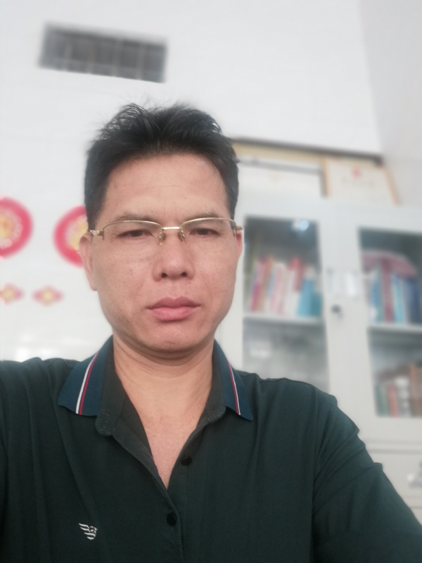 后视镜的第一张照片--福清相亲服务中心