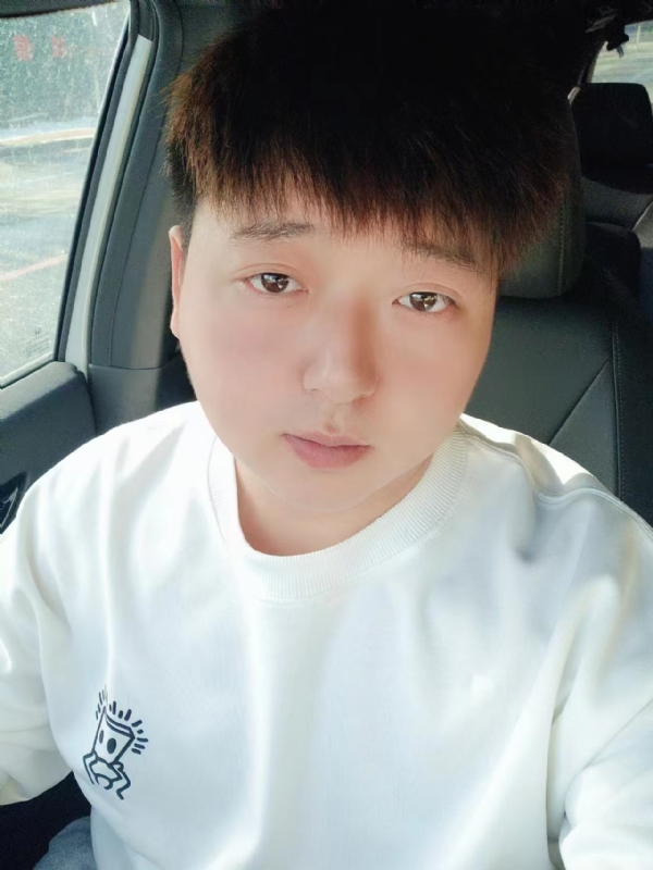 可乐加冰的第一张照片--福清相亲服务中心