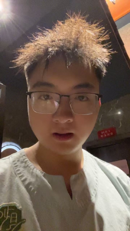 成熟稳重的男士的第一张照片--福清相亲服务中心