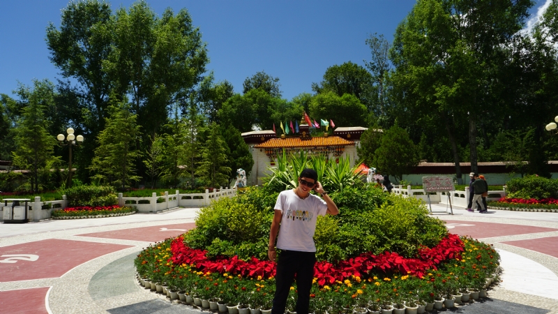 阿龙设计师的第四张照片--福清相亲服务中心