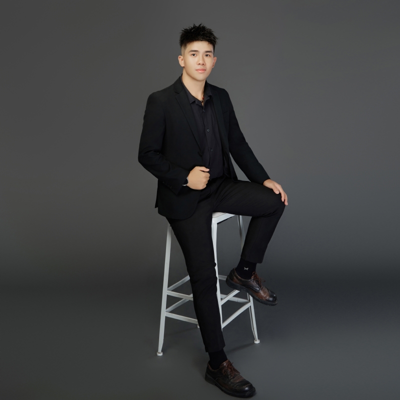 阿龙设计师的第五张照片--福清相亲服务中心