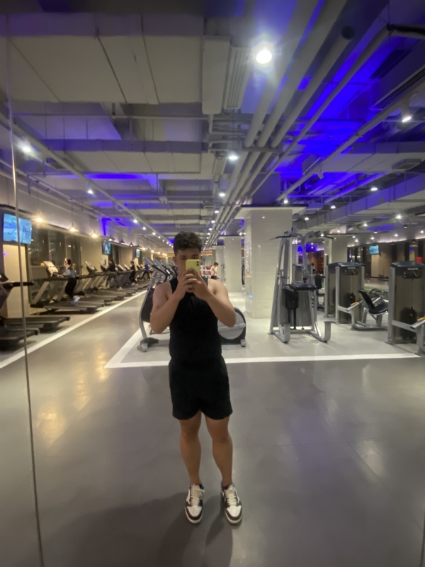 阿龙设计师的第六张照片--福清相亲服务中心