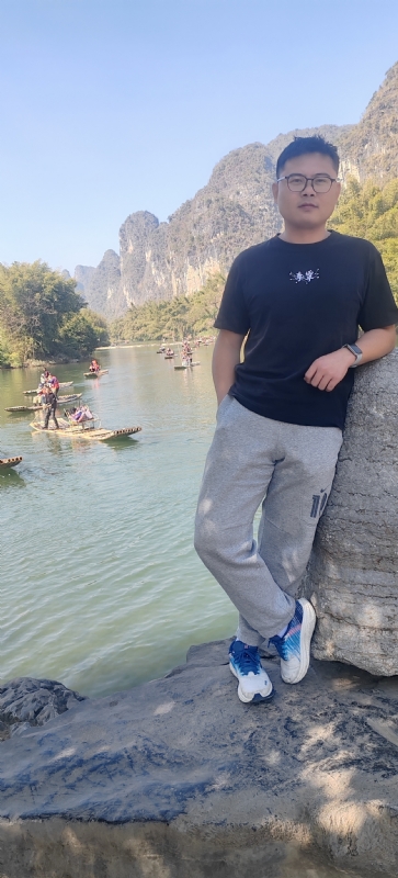 受过伤的狼的第二张照片--福清相亲服务中心