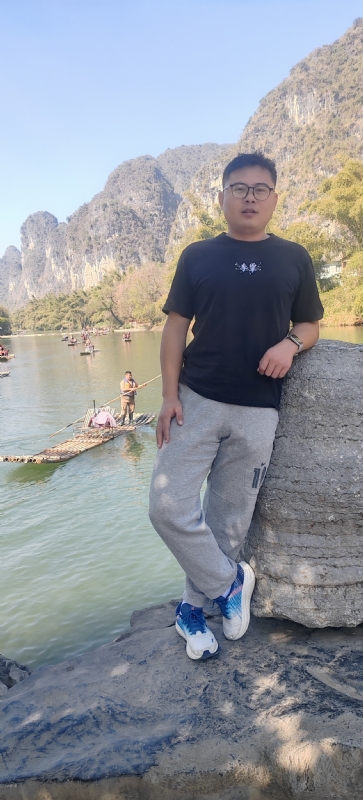 受过伤的狼的第三张照片--福清相亲服务中心