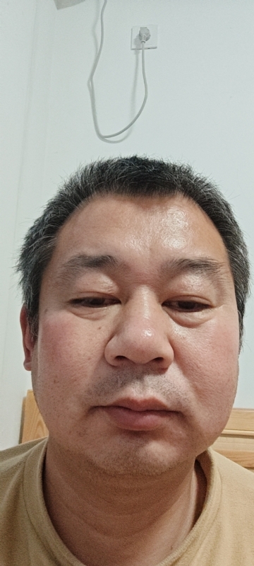 龙万的第一张照片--福清相亲服务中心