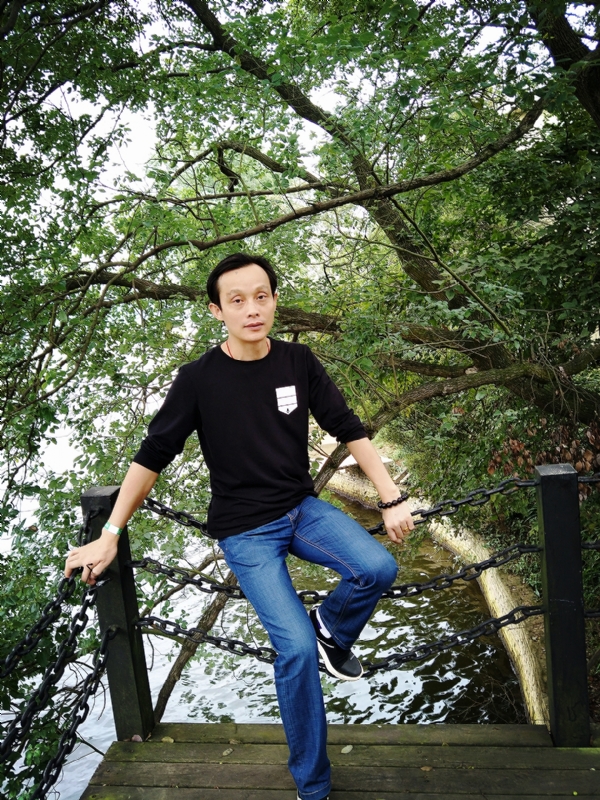 易进的第一张照片--福清相亲服务中心