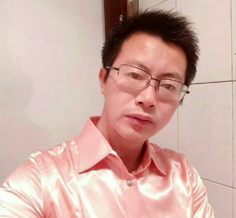 亮亮的第一张照片--福清相亲服务中心