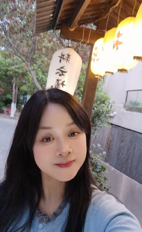 伊伊的第一张照片--福清相亲服务中心