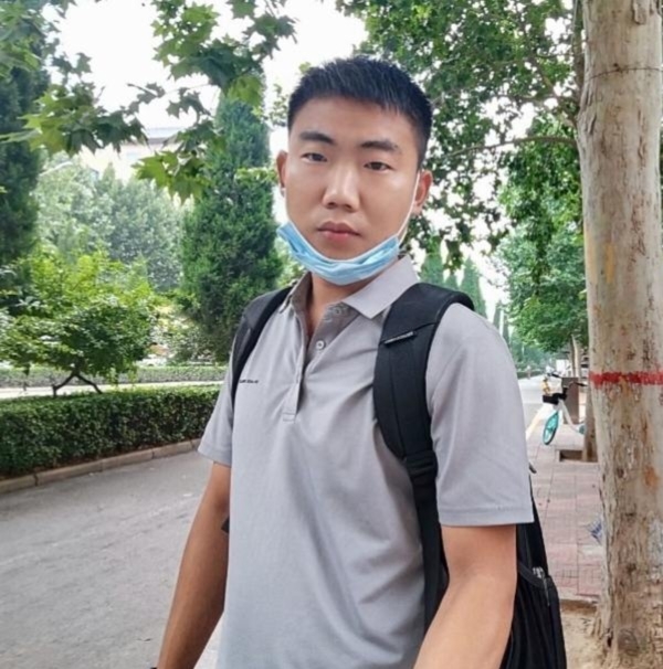 90年男征婚的第一张照片--福清相亲服务中心