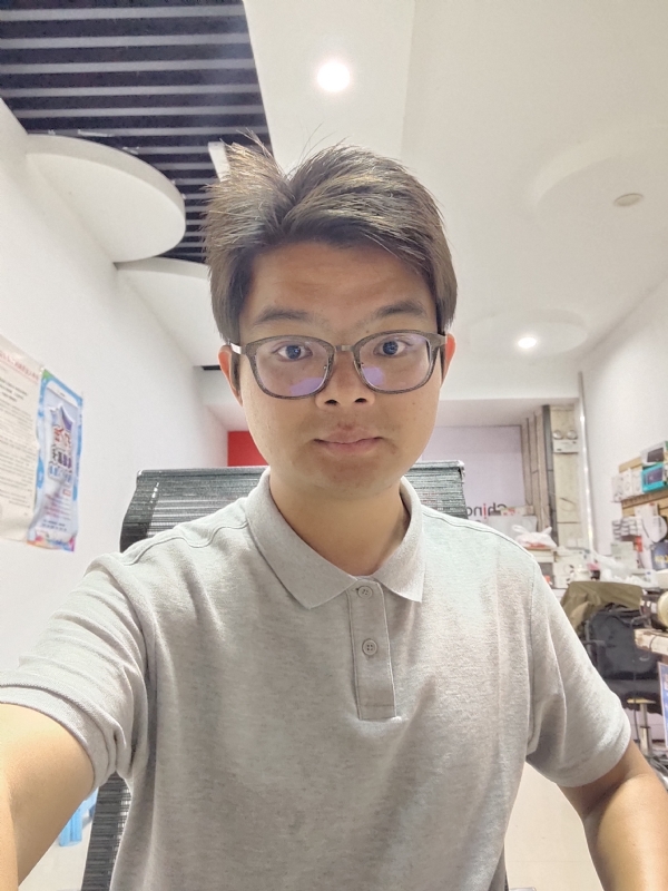 华兴通讯的第一张照片--福清相亲服务中心