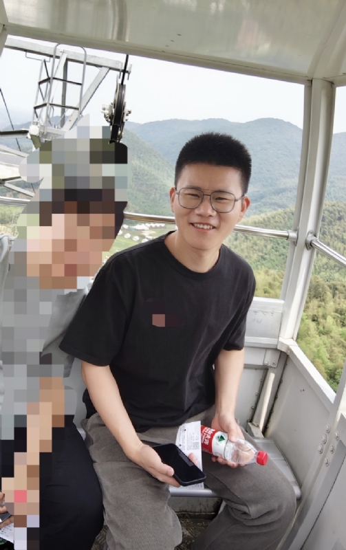 奔奔笨笨的第一张照片--福清相亲服务中心