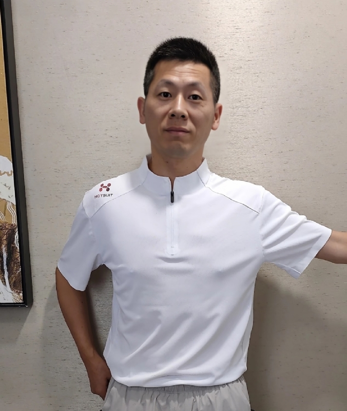 红旗下长大的第一张照片--福清相亲服务中心