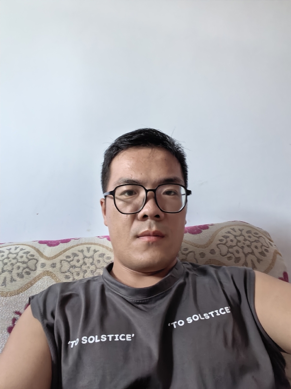 卫TF的第三张照片--福清相亲服务中心