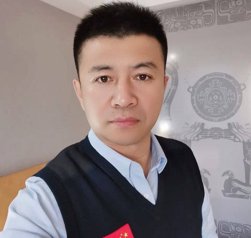 生在红旗下的第二张照片--福清相亲服务中心