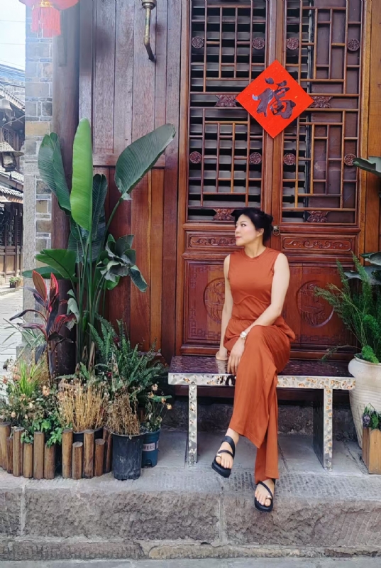 宛霞的第一张照片--福清相亲服务中心