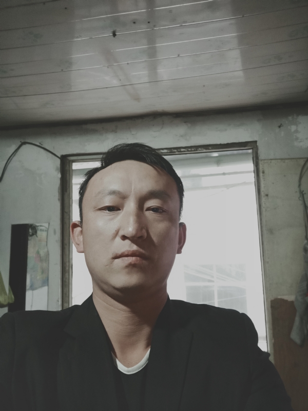 放弃爱你的第一张照片--福清相亲服务中心