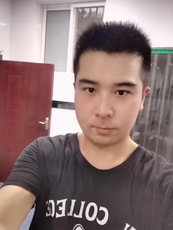 89WANG的第一张照片--福清相亲服务中心