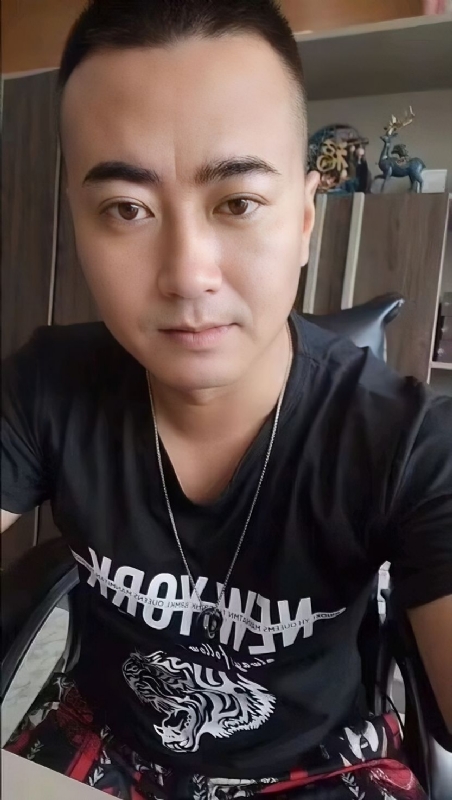 Luck耀的第一张照片--福清相亲服务中心