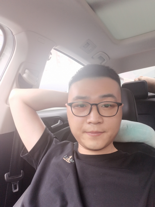 JingY的第一张照片--福清相亲服务中心