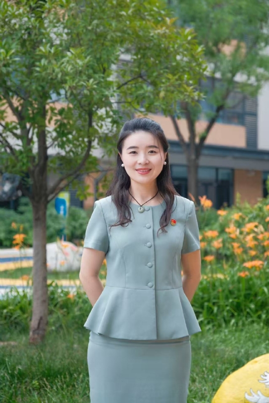 弯弯的第一张照片--福清相亲服务中心