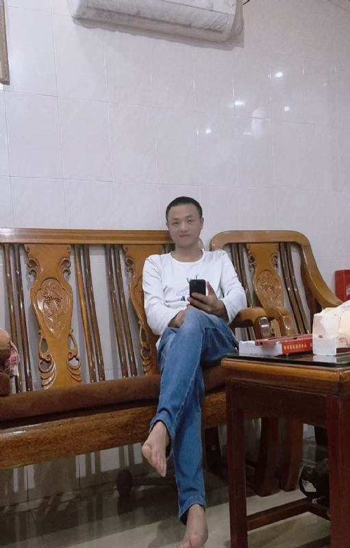 知年的第三张照片--福清相亲服务中心