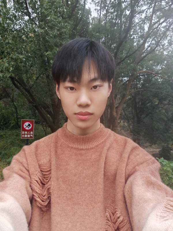 祤辰的第二张照片--福清相亲服务中心